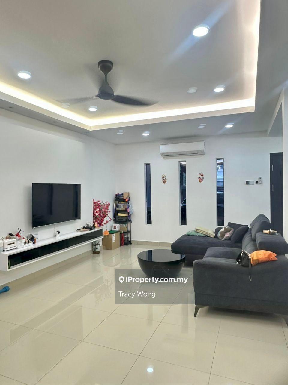 2 Storey Terraced Bandar Mahkota Banting For Sales !