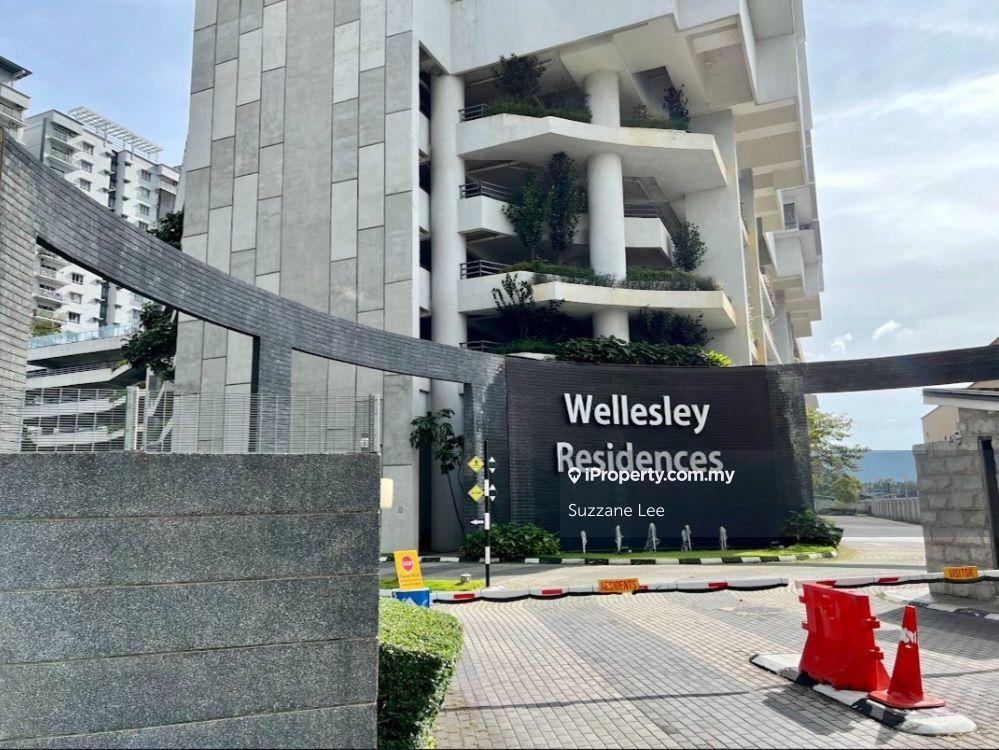 Wellesley residence for sale