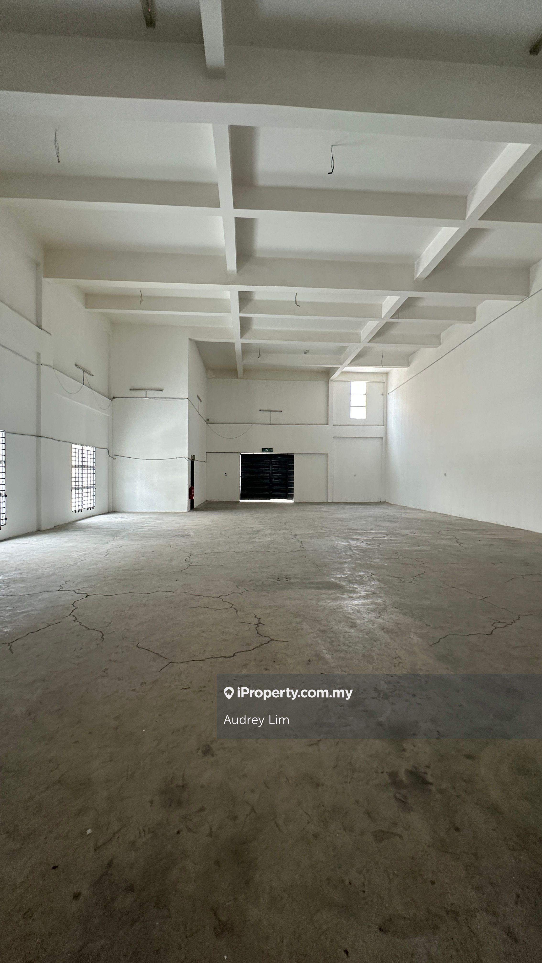 Semi-D Factory For Rent at Balakong Industrial Park