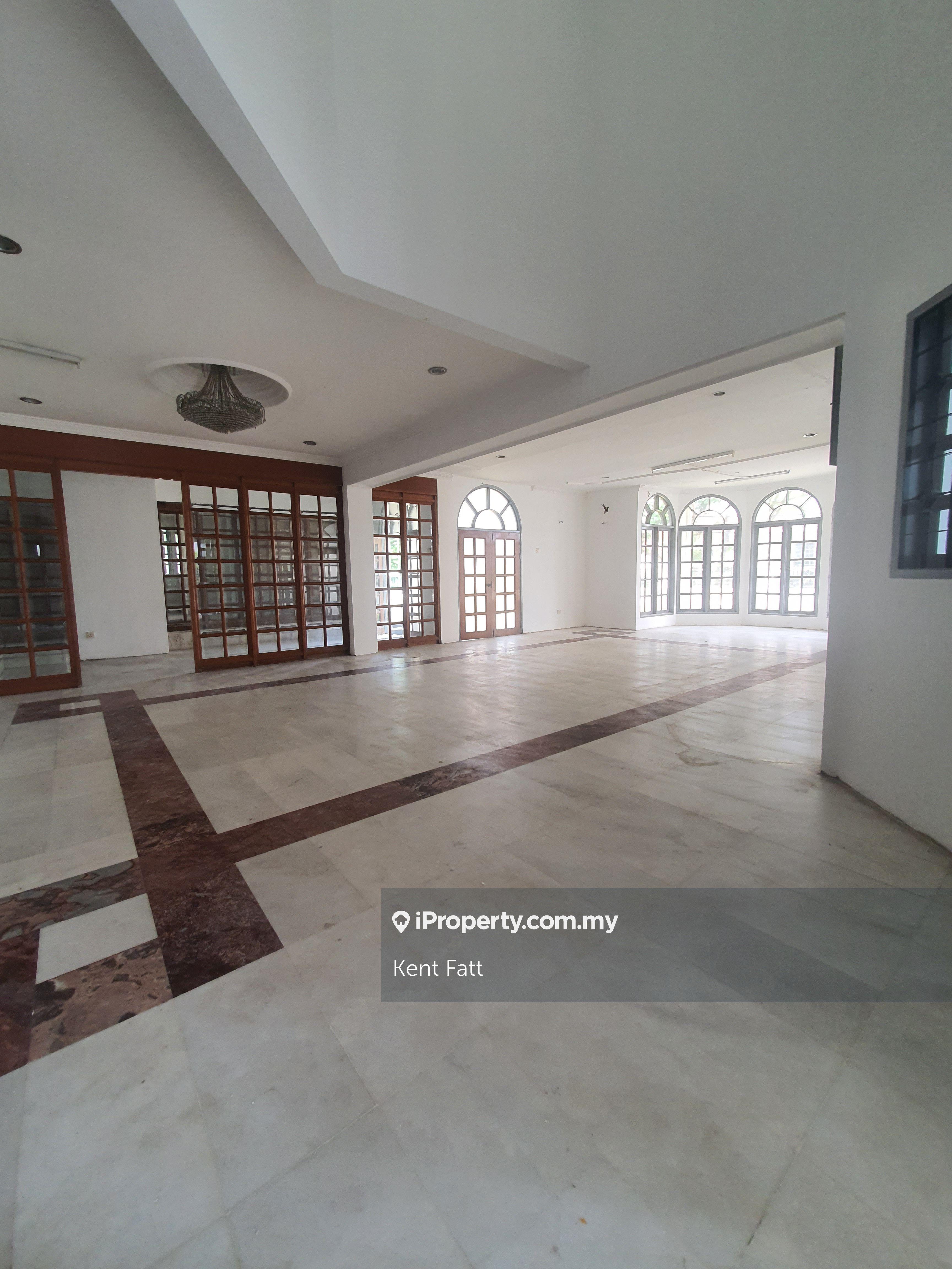 Bungalow Big Land 7901sqft 