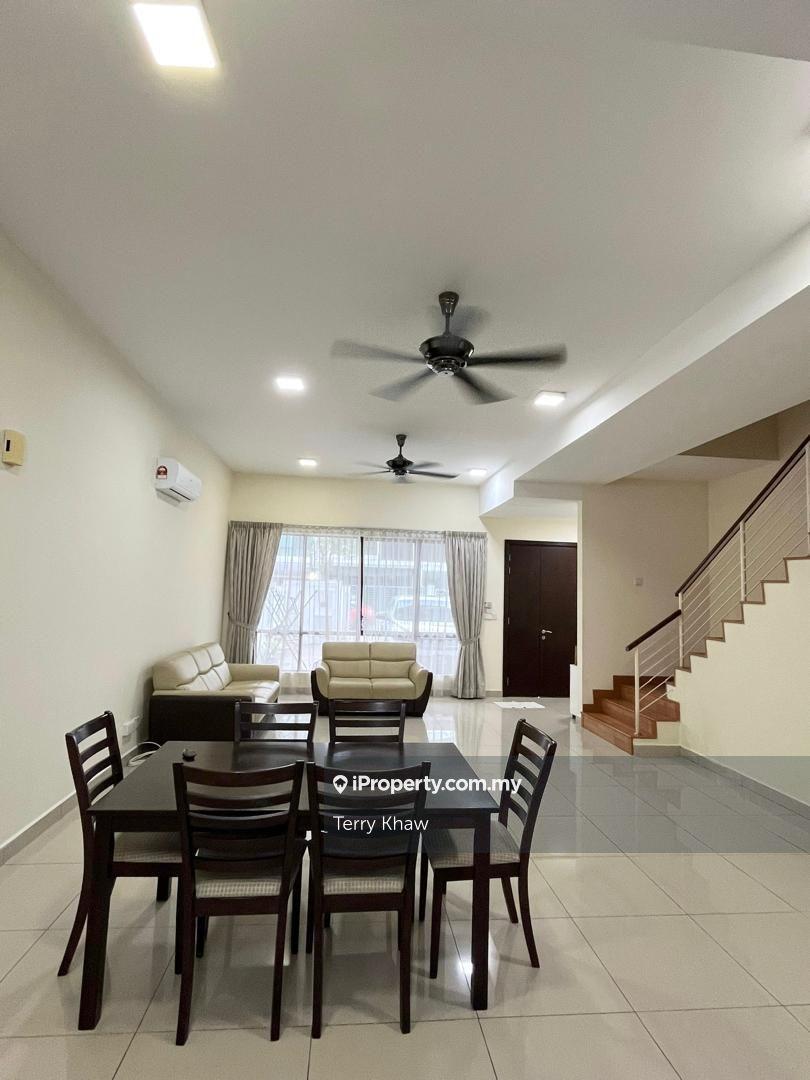 3 storey freehold furnished house Perdana residence 2 for rent