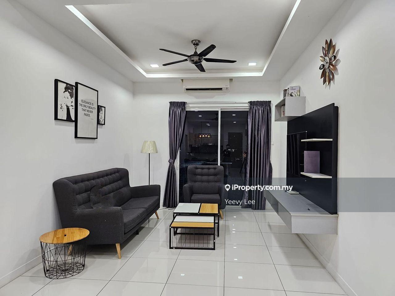 Freehold Skypod Residence Corner Lot 3 Carparks Bandar Puchong Jaya