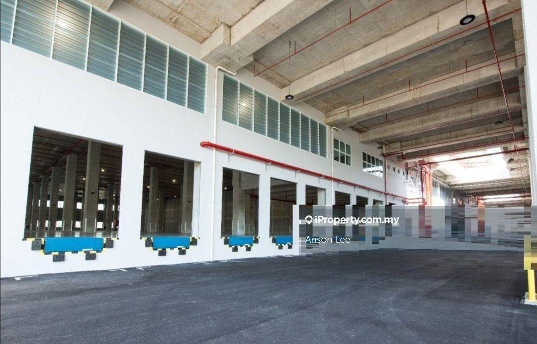 Multi Level Warehouse with loading bay at shah alam