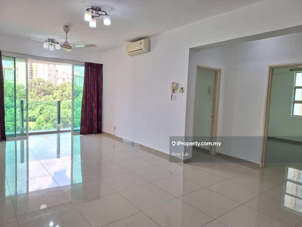 1206sf Below Market, Corner Unit, 5 minutes walking distance to LRT