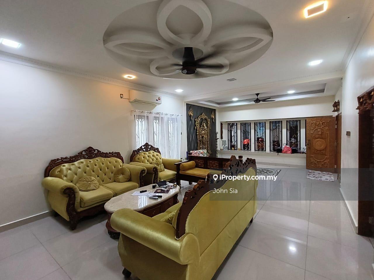 For Sales - Single Storey Bungalow @ Tmn Kempas Baru, Jb 4 Bed 3 Bath