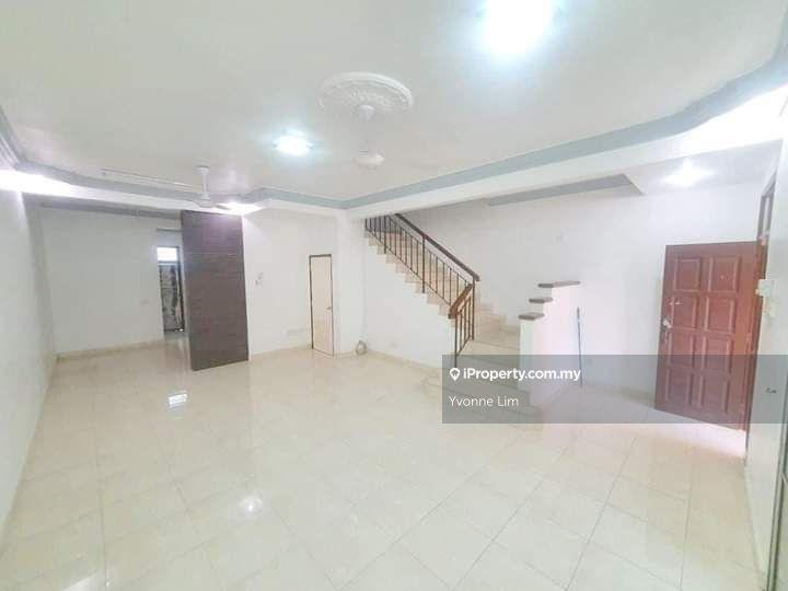 Taman Austin Perdana, jb, Double storey, partial furnished, gng
