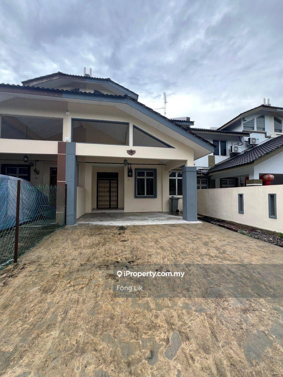 Double Storey Terrace House