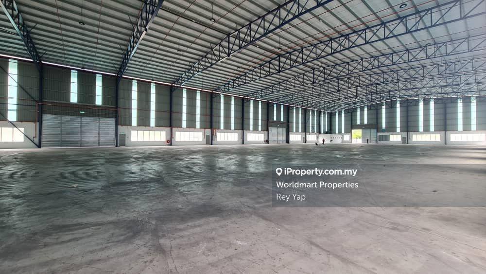 Detached factory for Sale