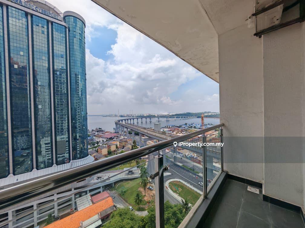Fully furnished Floor Good condition