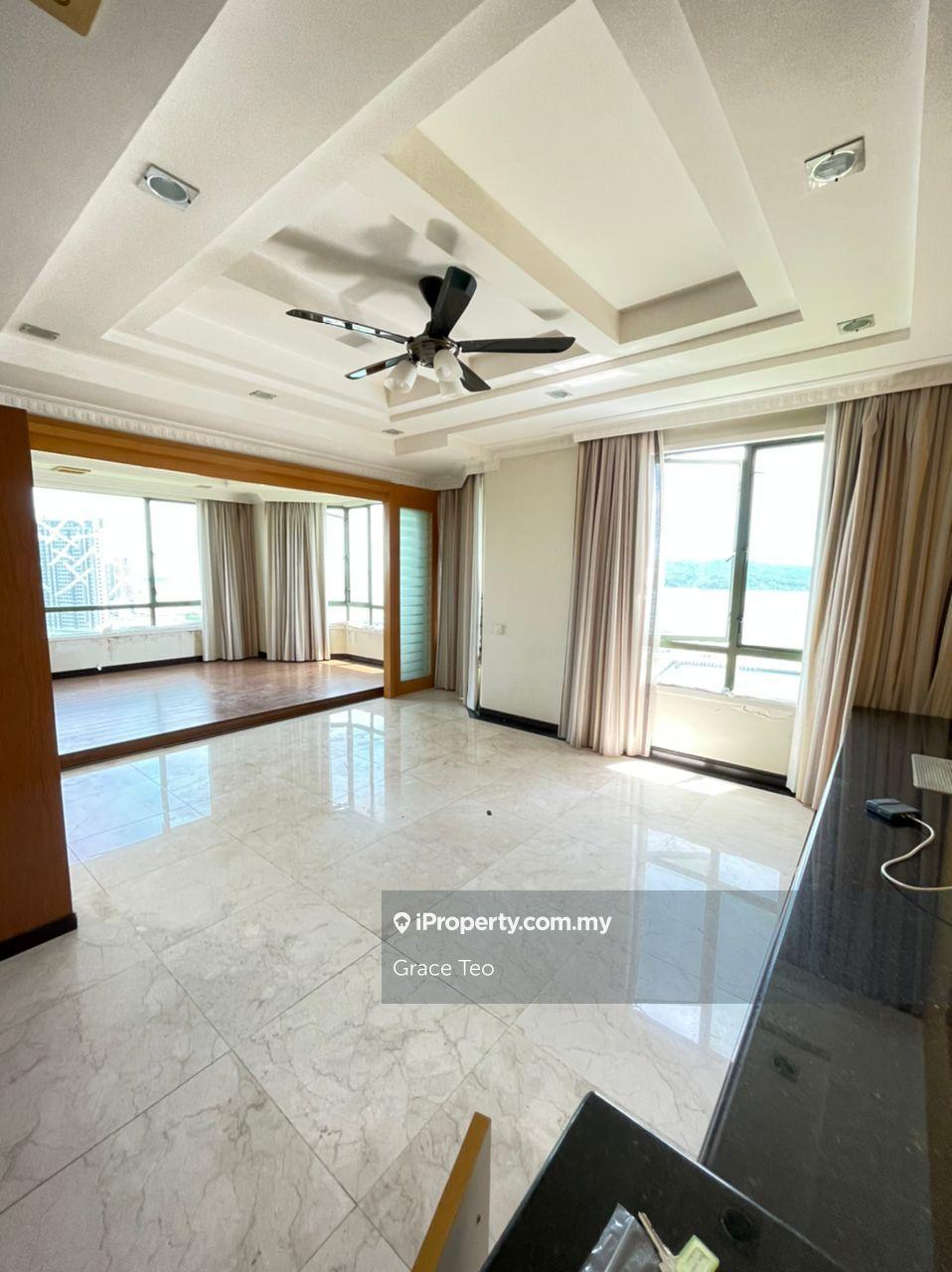The Peak Condominium Sea View Likas