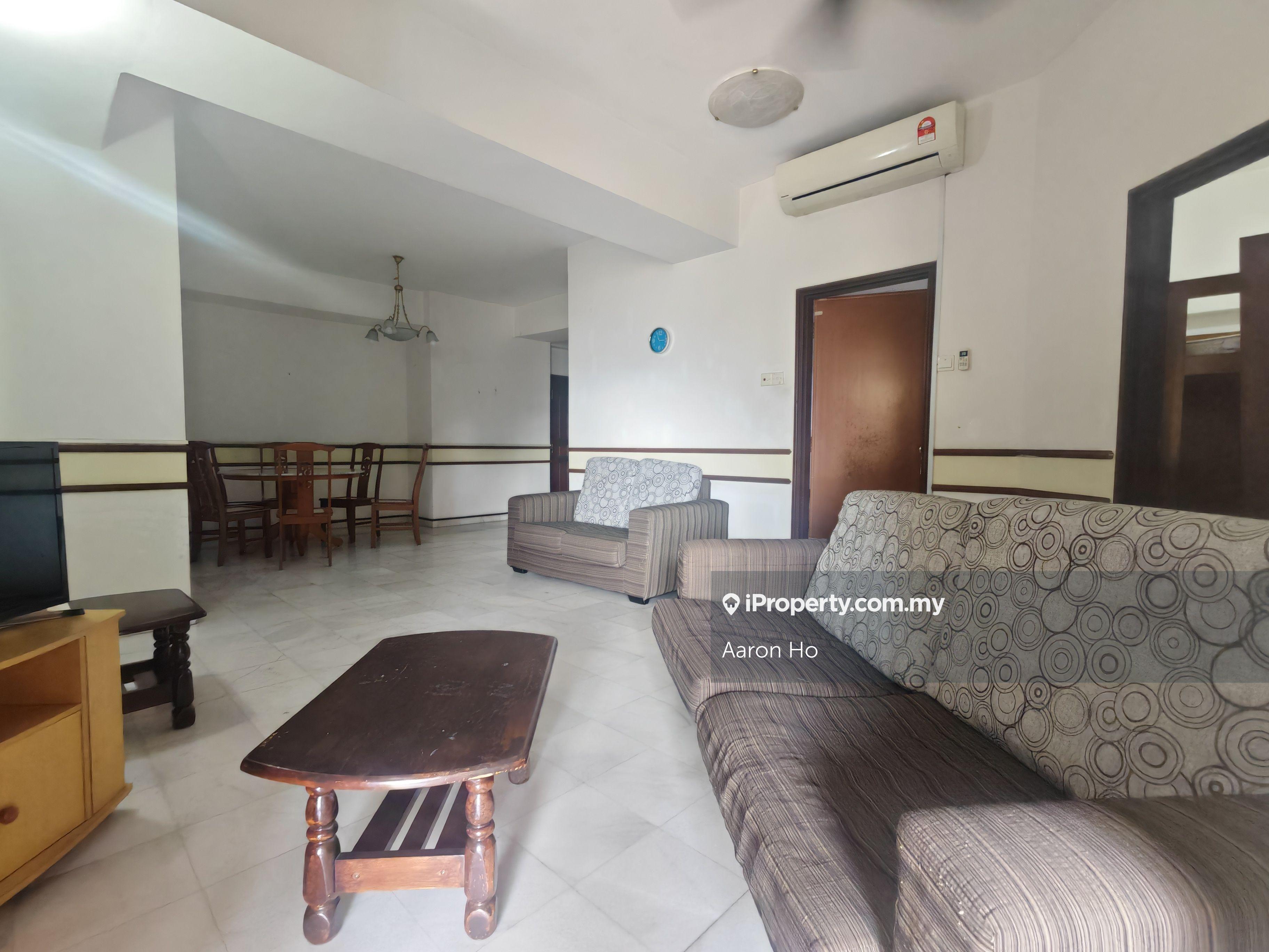 Villa puteri condo,pwtc chow kit,klcc view/freehold near subway