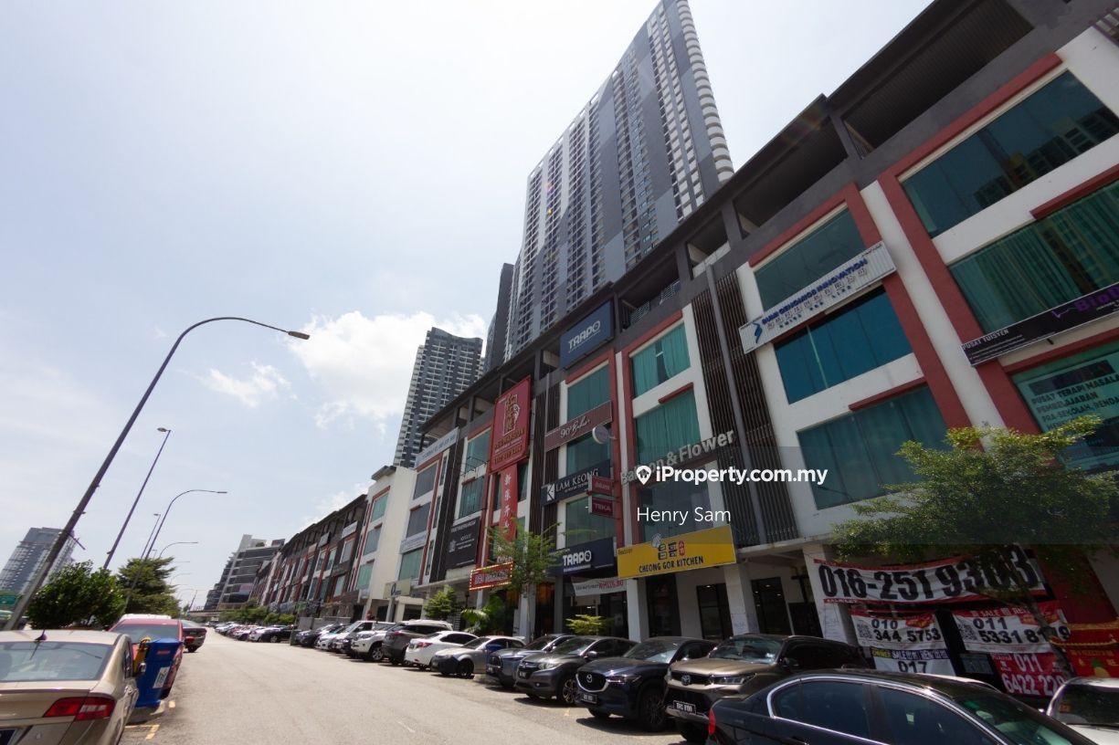 Symphony tower Balakong 4sty Shop lot for Sale