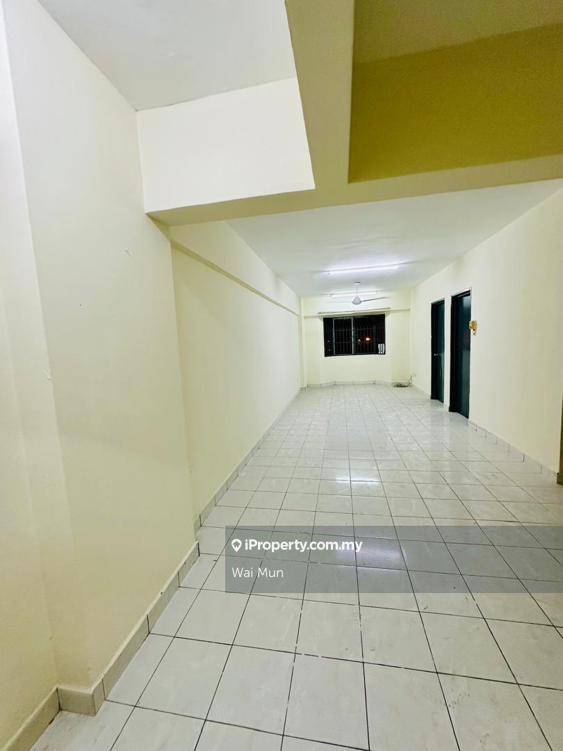 Lestari Apartment, Bandar Sri Permaisuri 