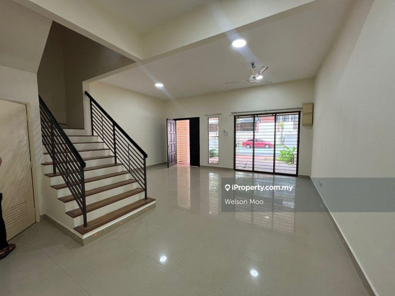 Double Storey terrace @ Gated and Guarded @ well maintained