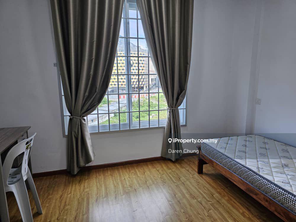 Satria Residence Apartment 3 bedroom unit for sale