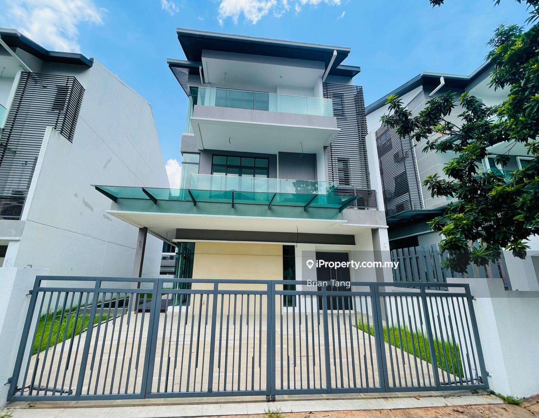 Brand New 3 Storey Bungalow With Lift For Sale