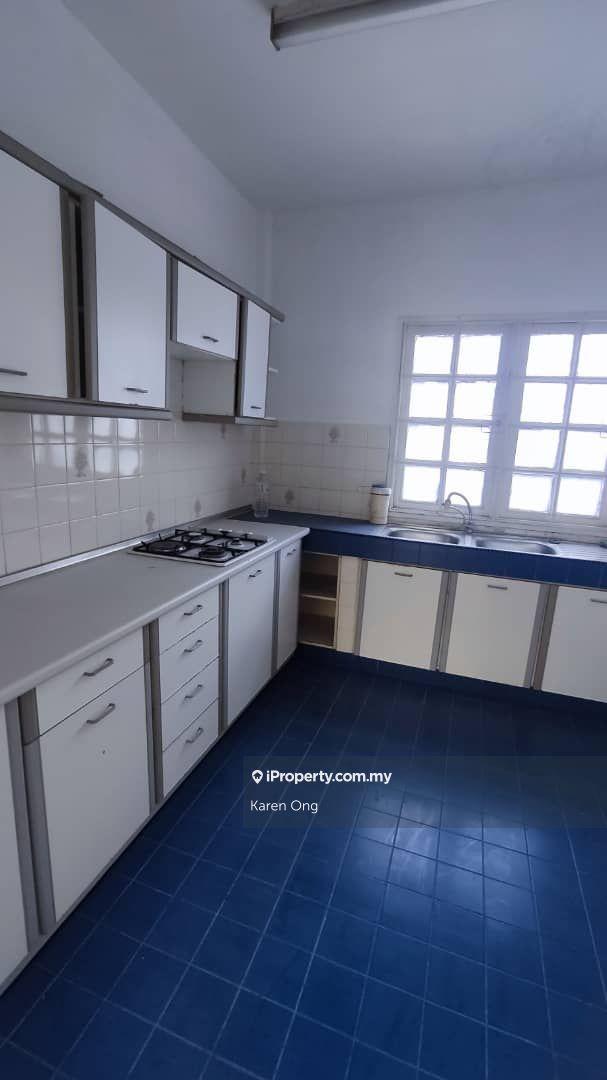 Keranji Apartment