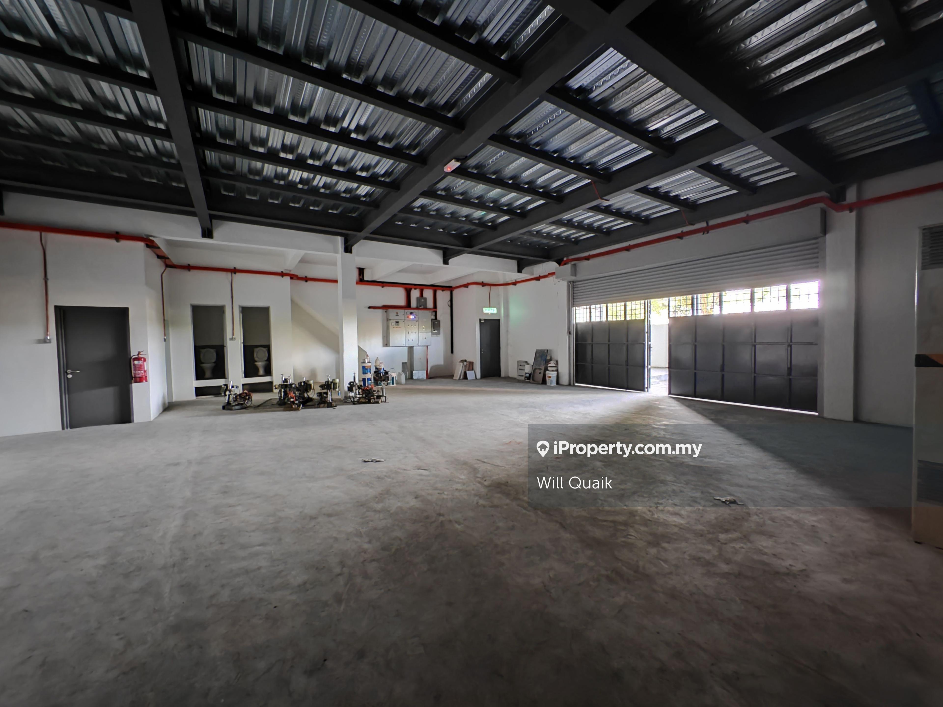 Refurbish 2 Storey Light Industrial Facing Main Road Jalan Mak Mandin