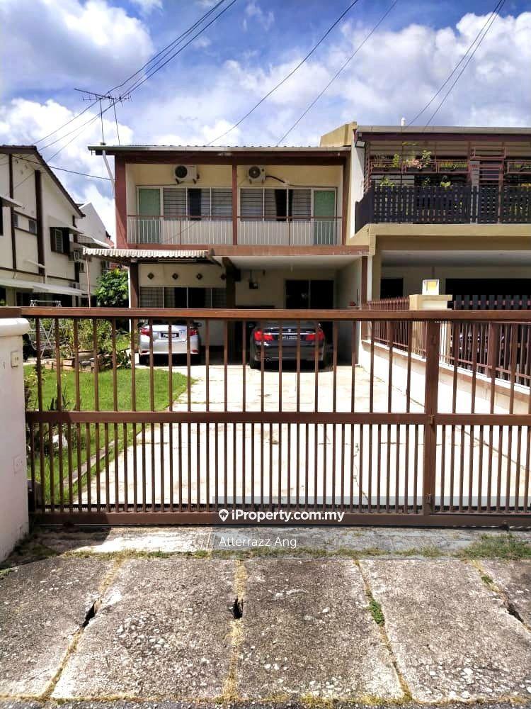 Semi-D Near Masjid Negeri, Free School & Jelutong