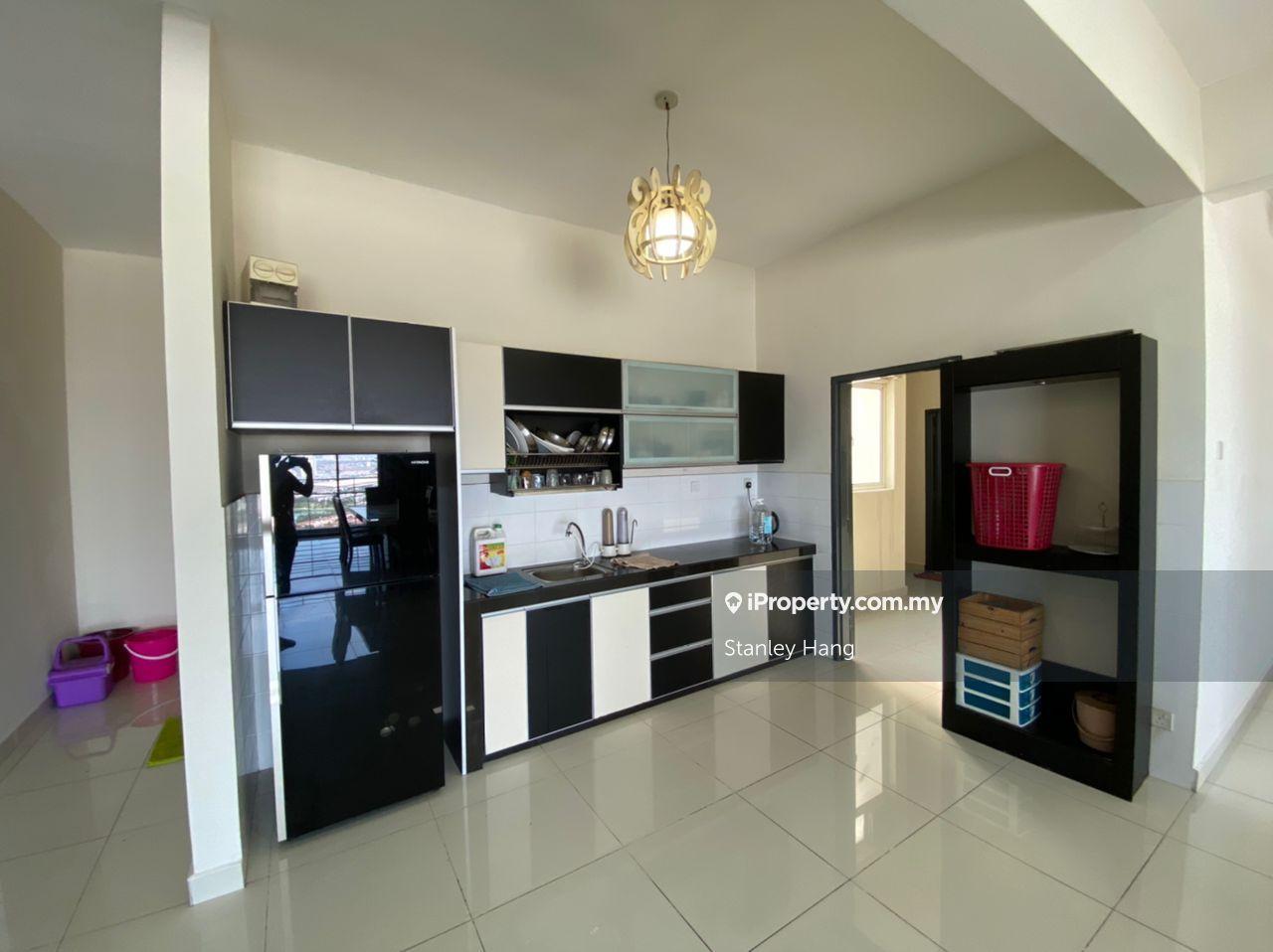 Fully Furnished, Five Bedroom, Penthouse unit