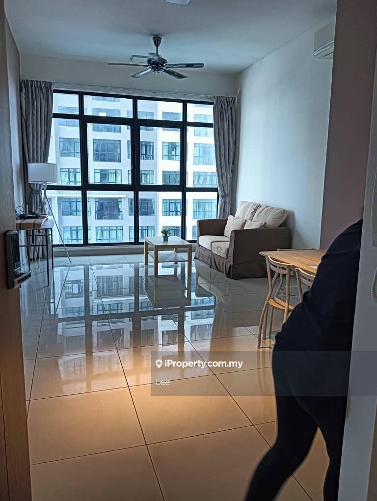 Fully furnished unit below market price