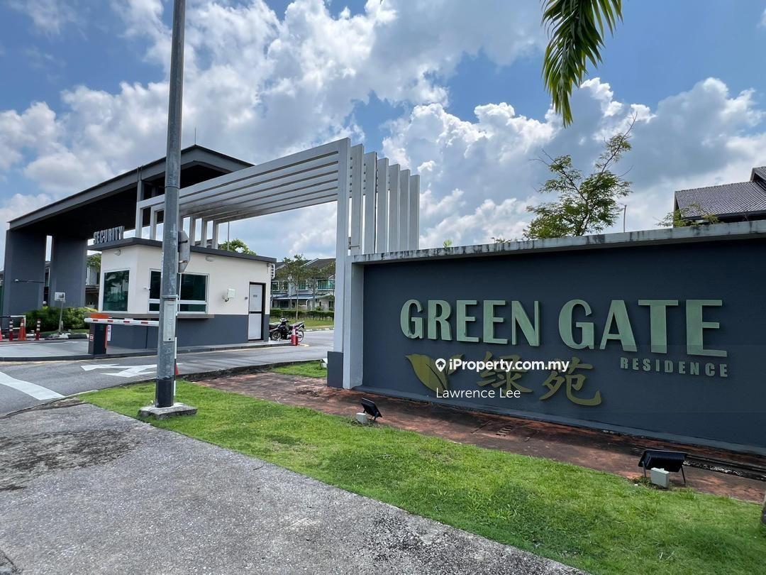 For Sale: Gated Double-Storey Terrace (Inter.) Green Gate Residence
