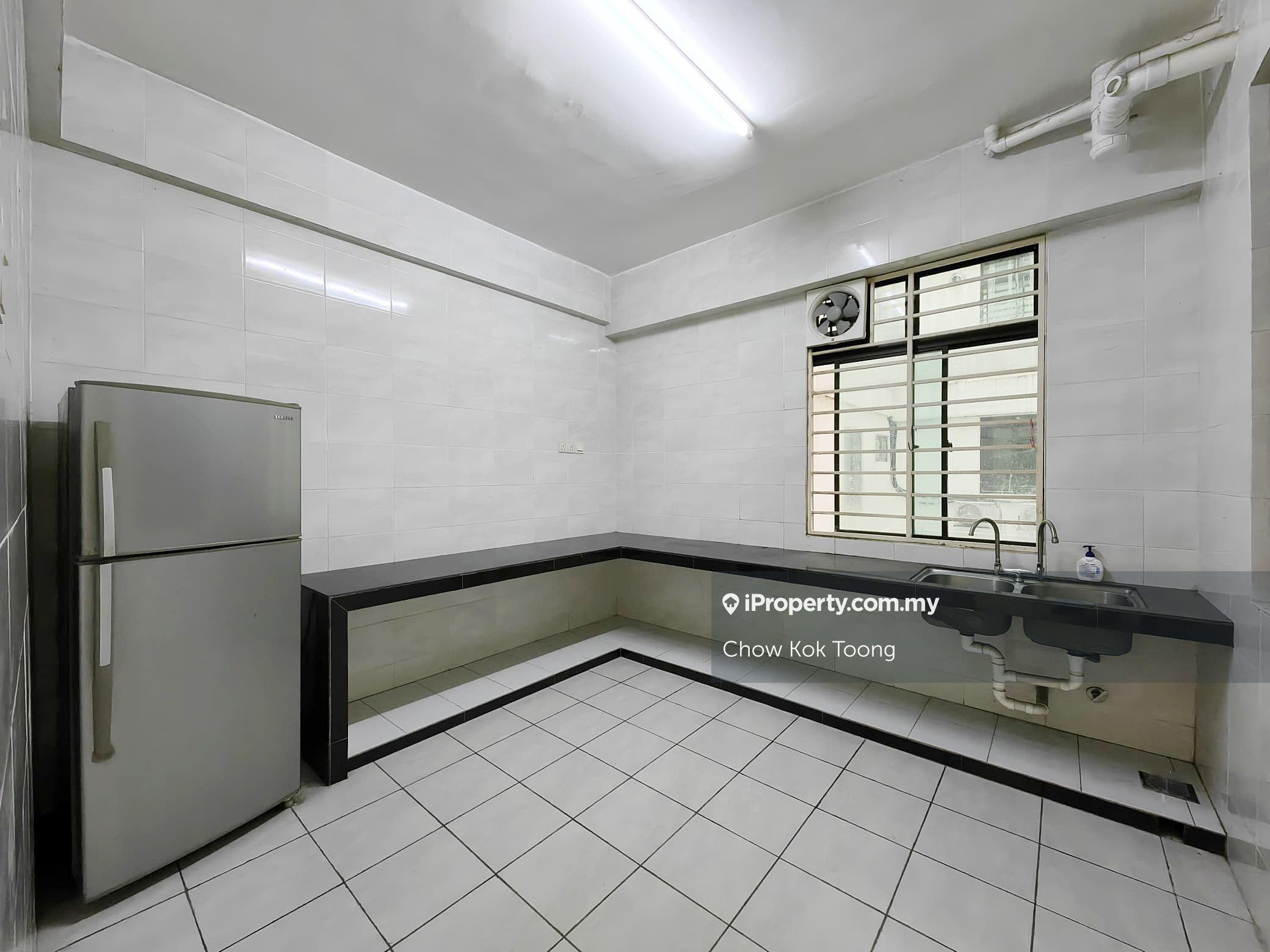 1288sf Park 51 Residency @ Petaling Jaya Condo For Sale, PJ Near UM