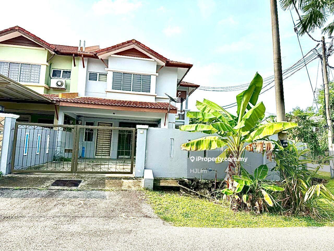 Corner Lot Double Storey Terrace Taman Prima Saujana Kajang Selangor.