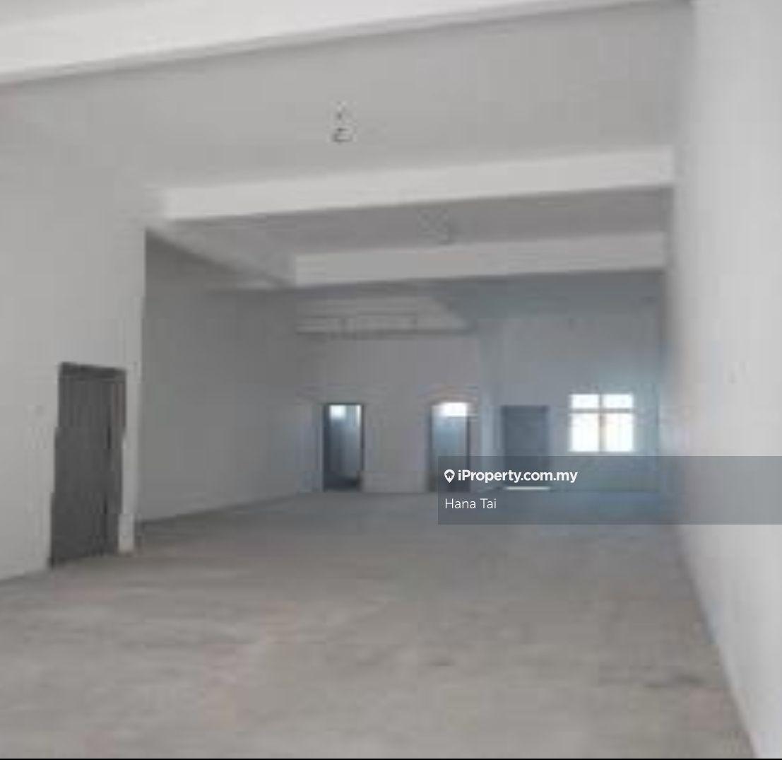 Bandar Laguna Merbok 2 Storey Shoplot for Sale