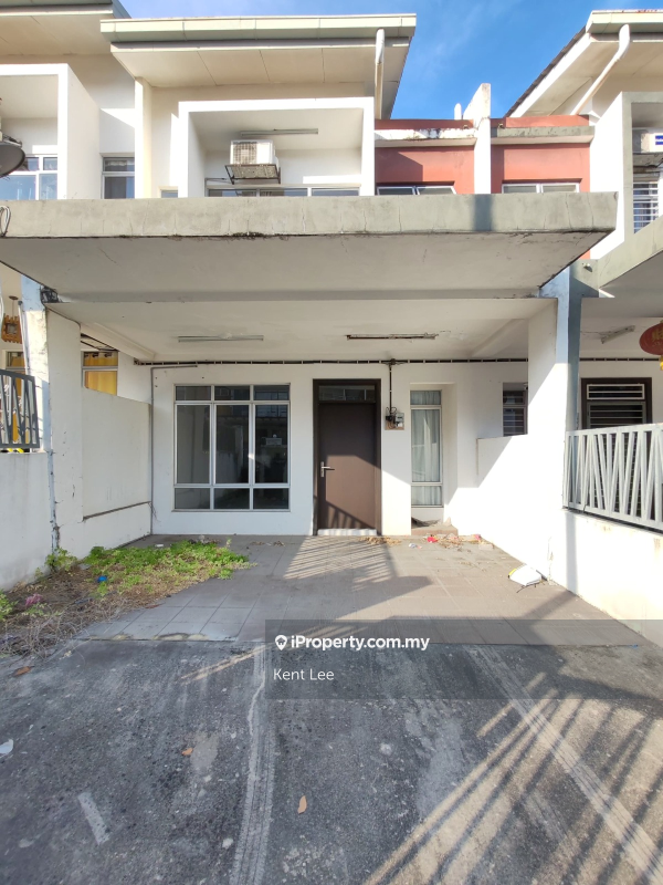 2 storey house in M-Residence Rawang for sales