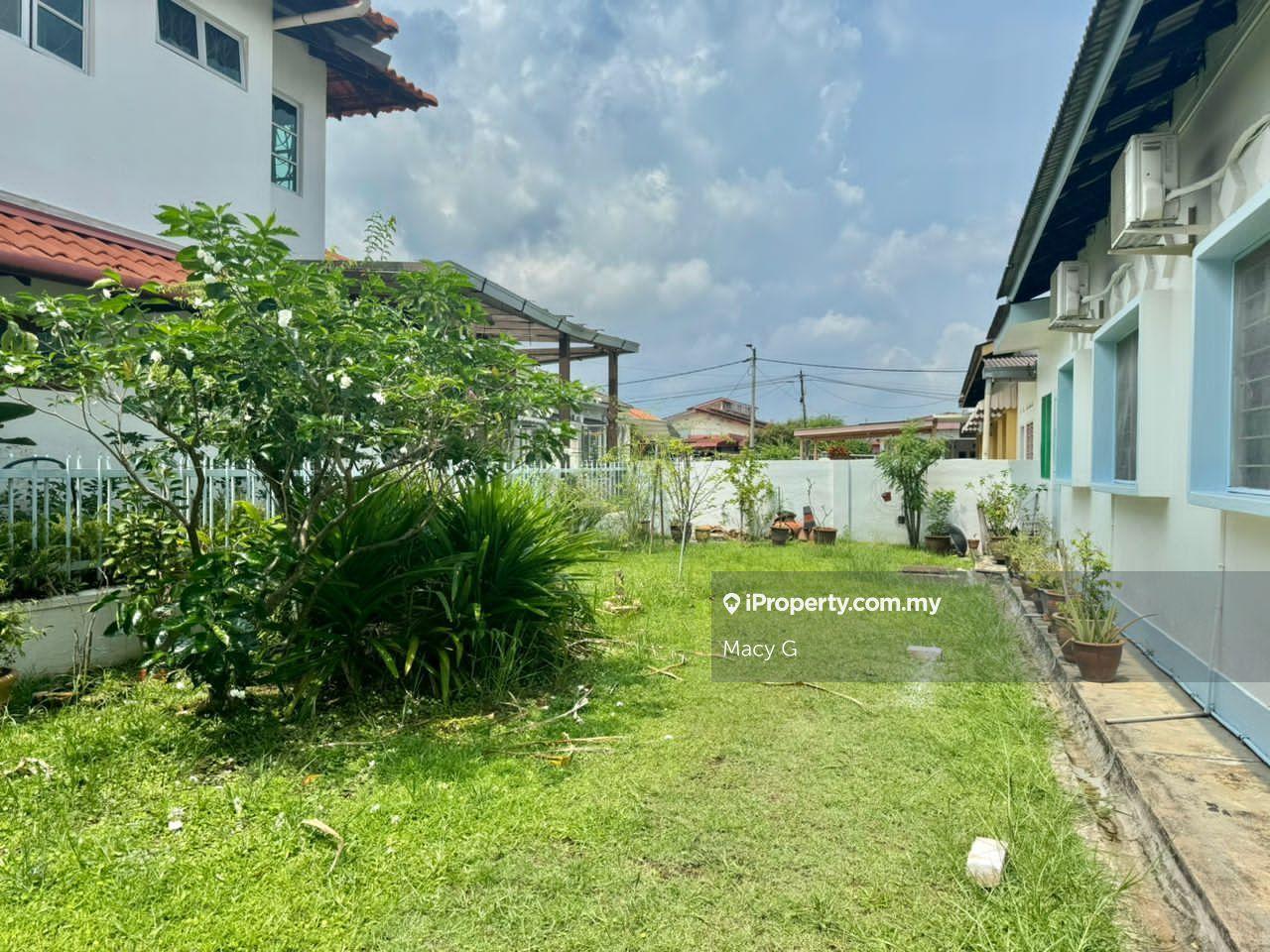 Single Storey Semi D Tmn Seaview Ujong Pasir Banda hilir Melaka