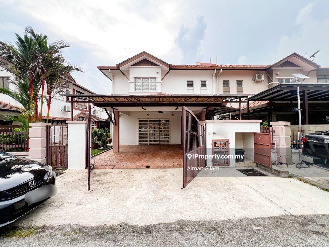 Strategic Location, Move In Condition.