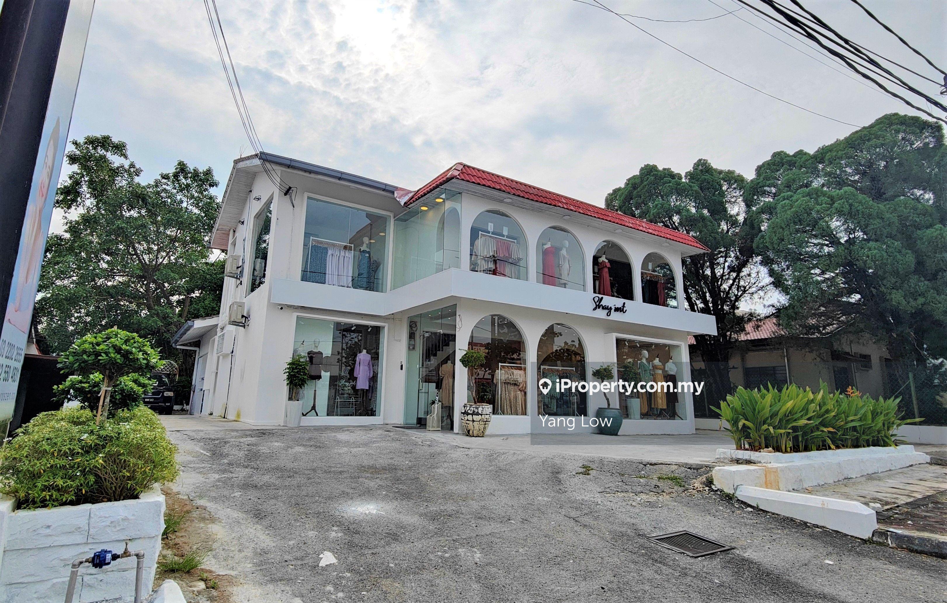 Commercial bungalow for Rent
