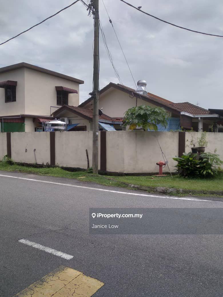 1 1/1 Storey Mutiara Bukit Raja Corner House For Sale