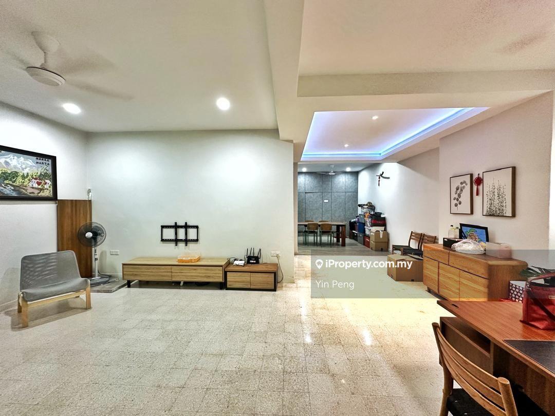 Newly Refurbished Home!