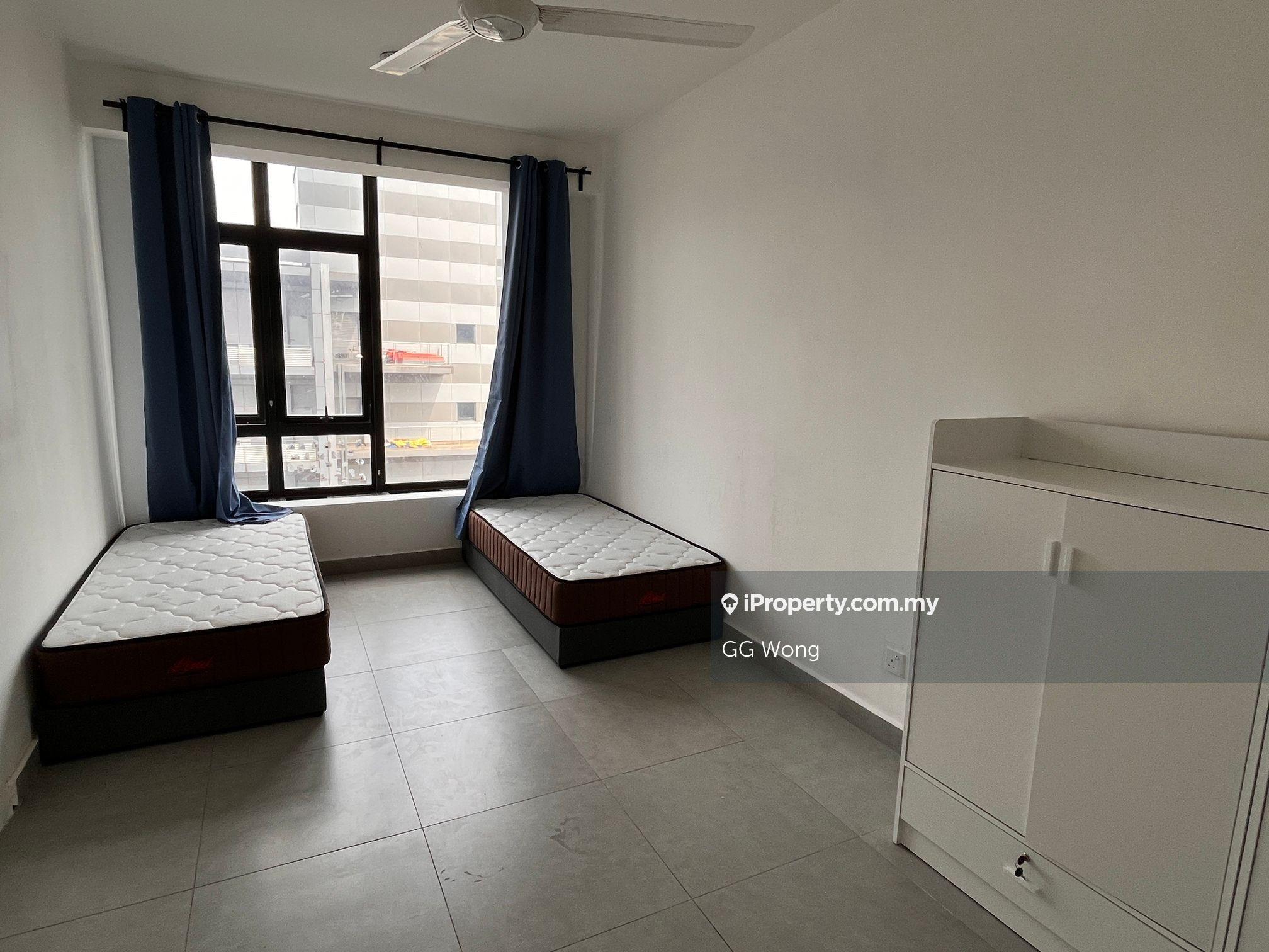 Kanvas Soho Well Kept unit. Low Density