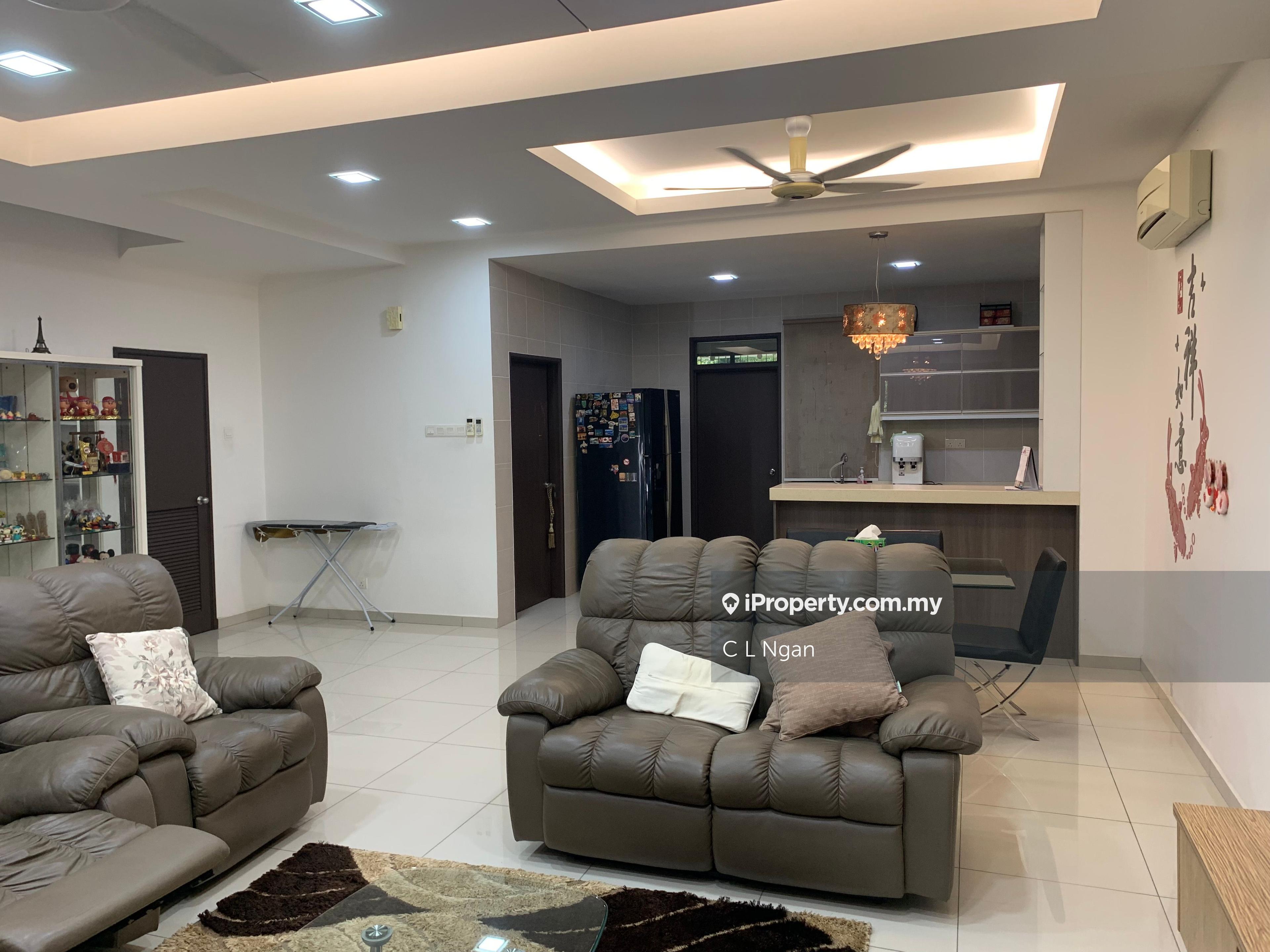 Ready For Move In, Fully Furnished 2 Storey Superlink House