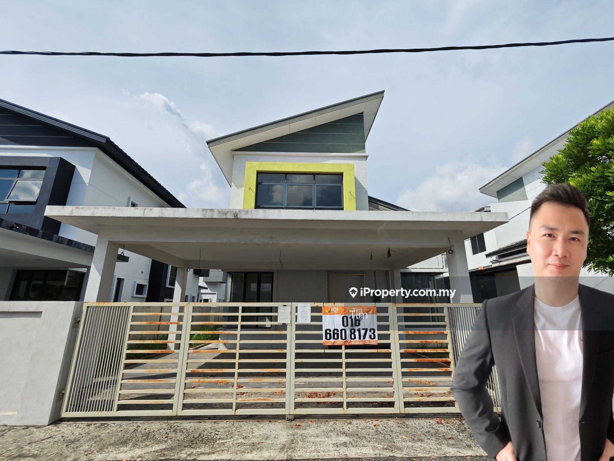 Nice Environment Freehold Bungalow at Krubong. Welcome View & Discuss