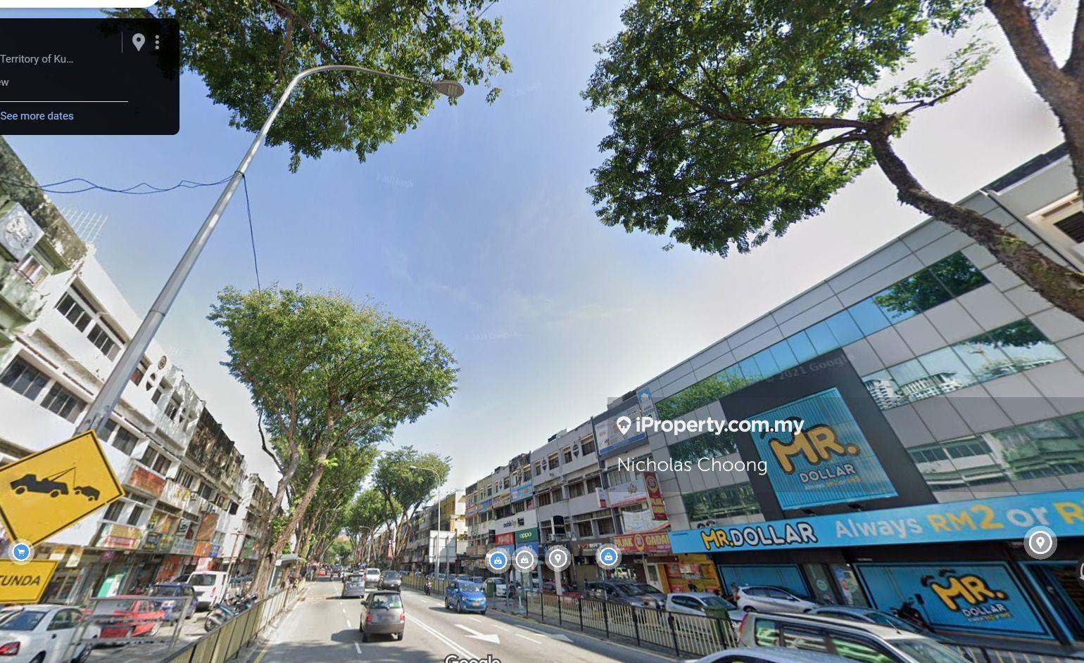 Excluse 4storey shop for sale , limited rare corner lot