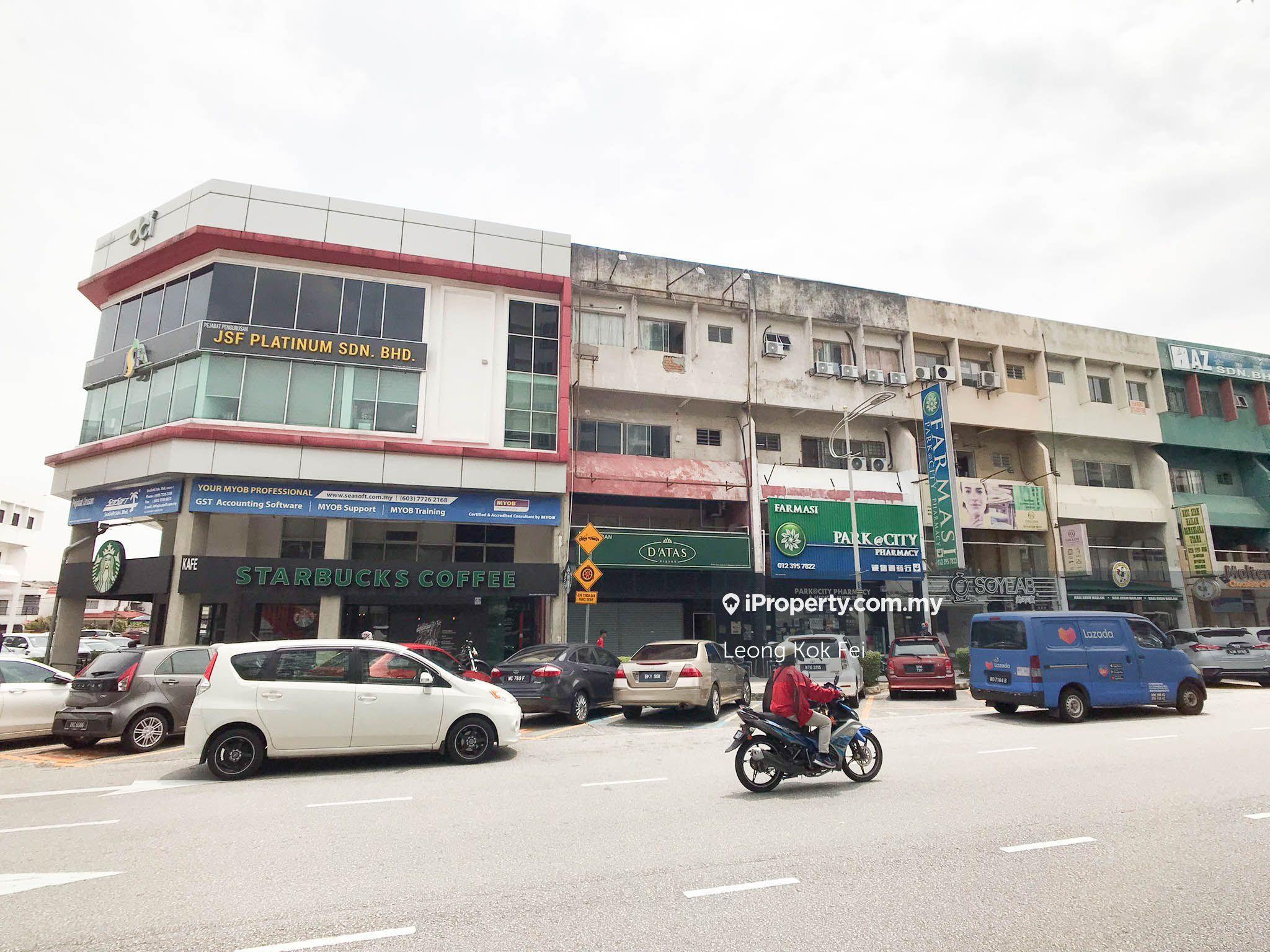 Situated in a convenient location, close to all local amenities