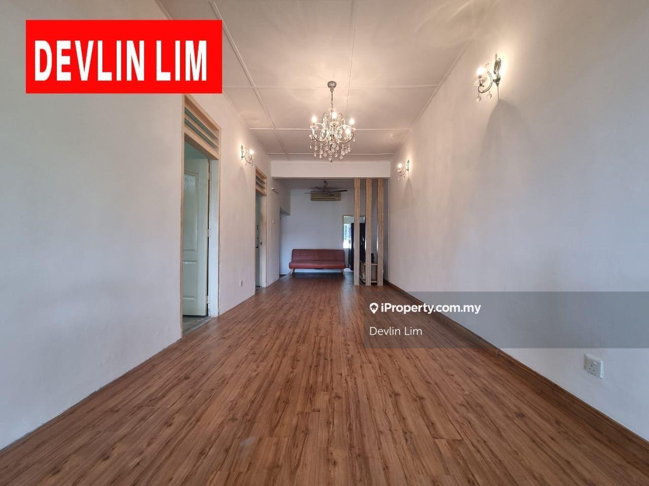 Rare Old Gem ! Single Storey Terrace ; Quiet Neighborhood