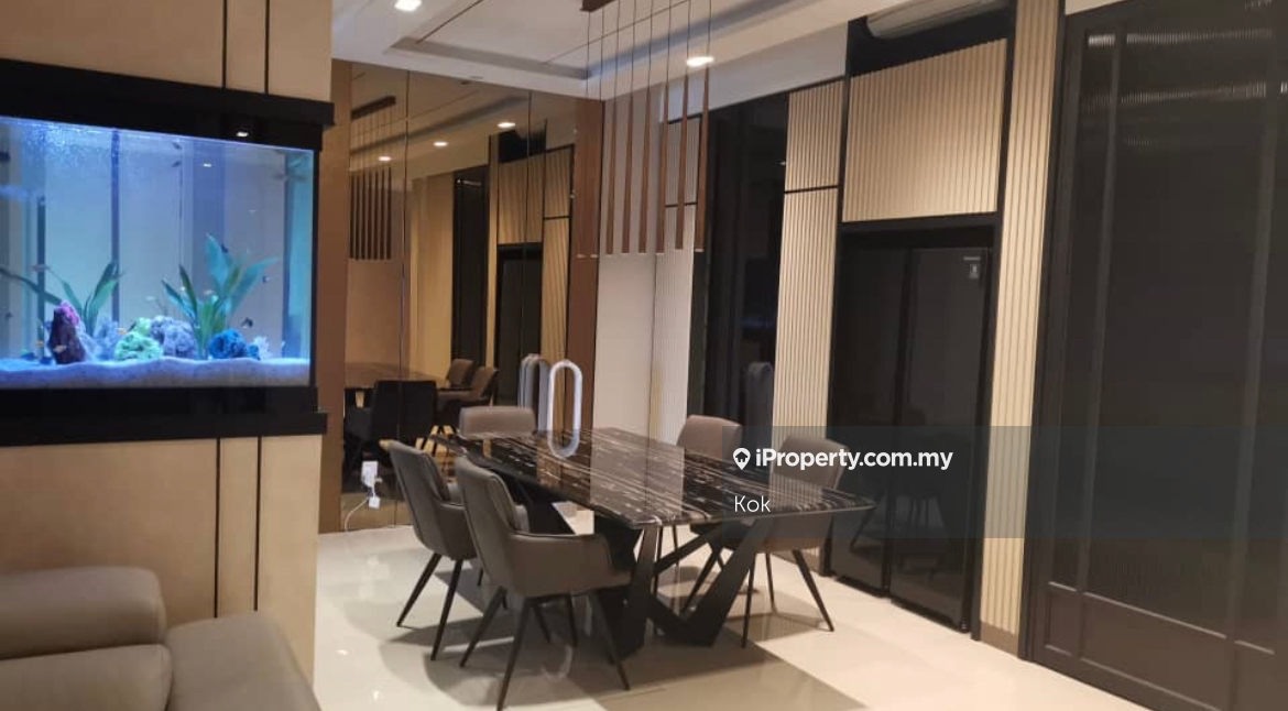 Renovated fully furnished unit 