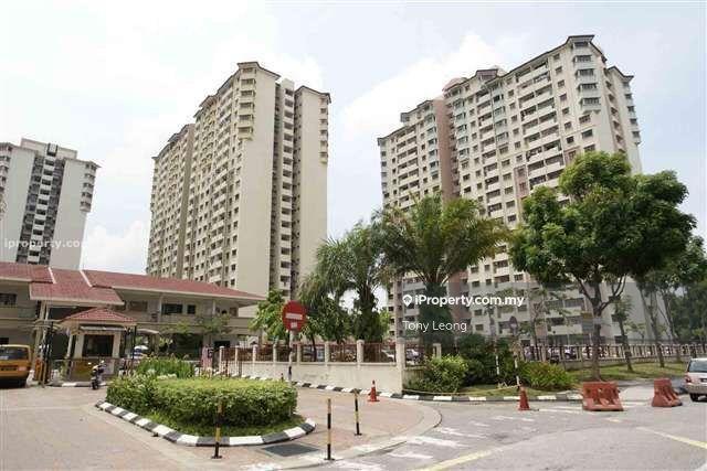 Bayu tasik 1 condo for sale