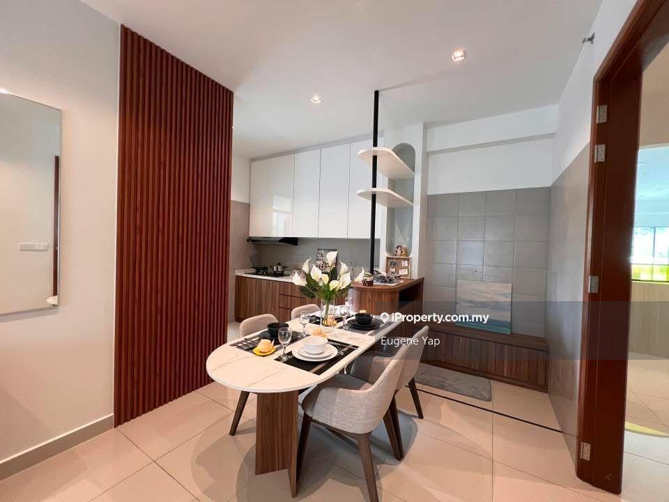 Condo, Brand new from developer