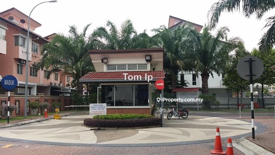 Villa Mas Kipark Sri Utara Townhouse for Sale