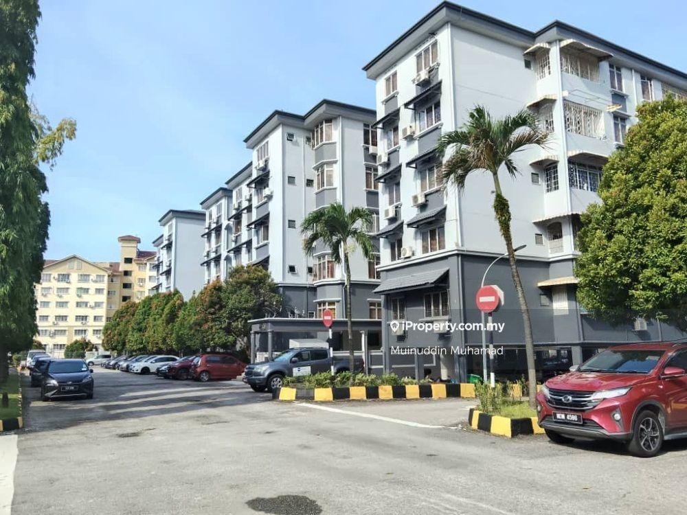 Furnished Gated & Guarded Apartment for Rent Subang Perdana Court 10 