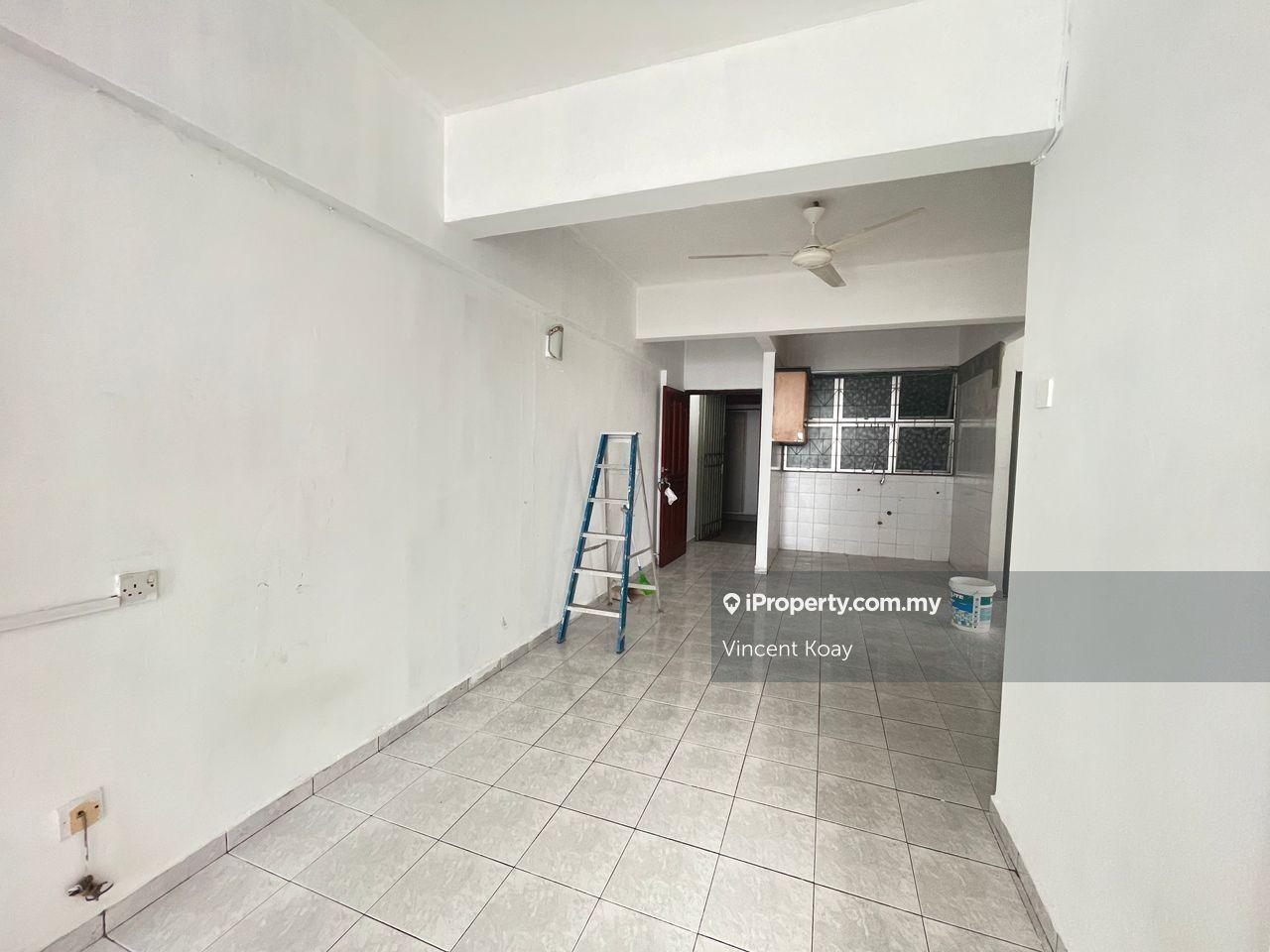 Bj Court Apartment For Rent, Bukit Jambul