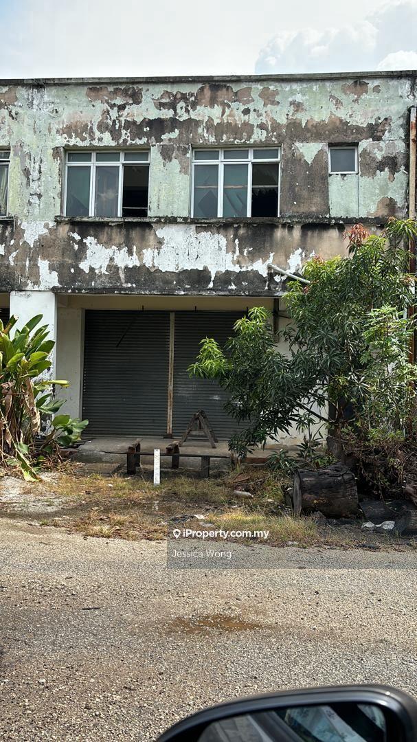 Bukit Beruntung Rawang Freehold 1.5 Sty Factory For Sale