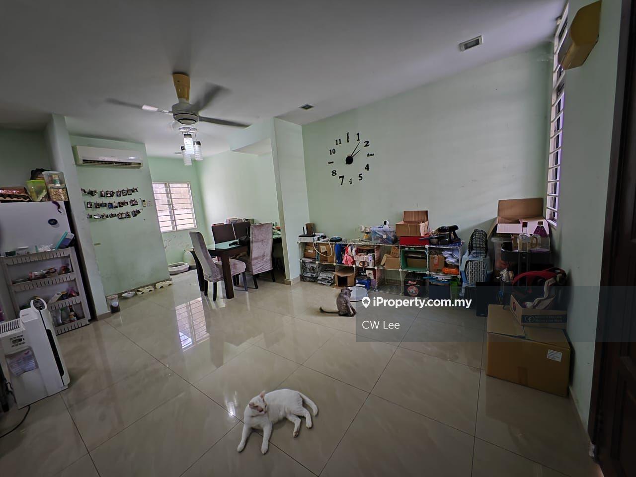 Terrace house for Sale
