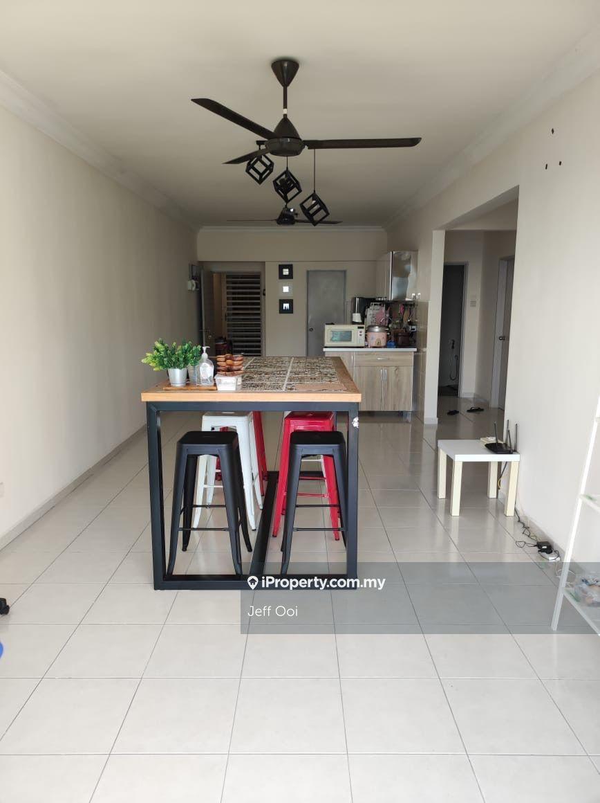 Mahsuri square bayan baru renovated 1129sf 2cp rare worth